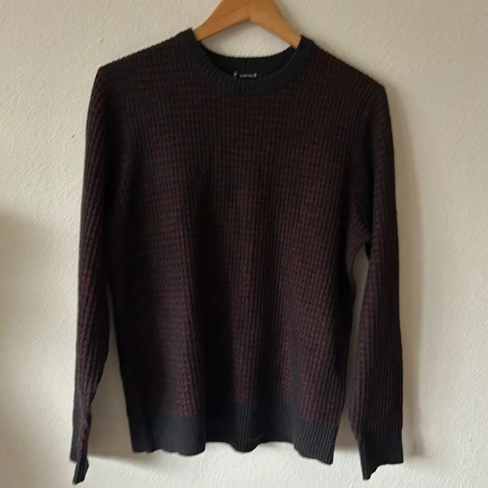 Smartwool sz M/L merino blend v neck knit sweater 22” pit to pit 26” length GUC